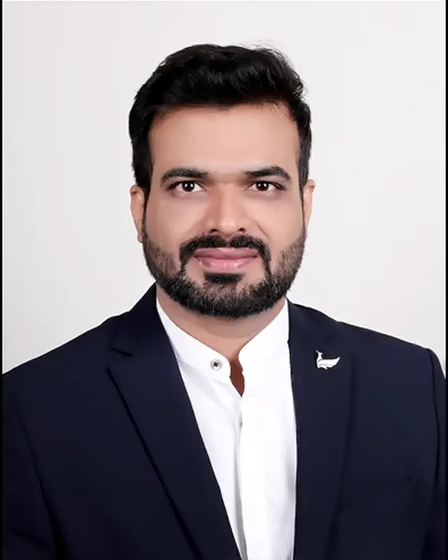 Dr. Jaydeep Patil, Arthroplasty Surgeon